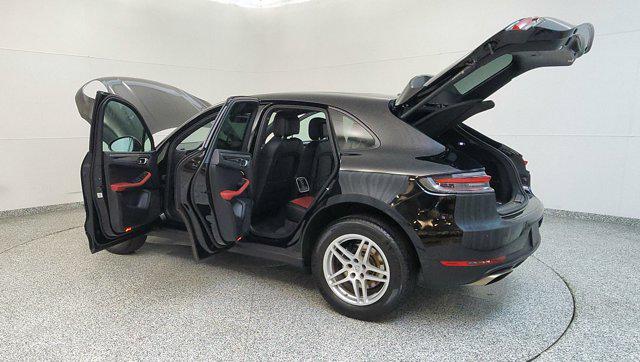2021 Porsche Macan AWD