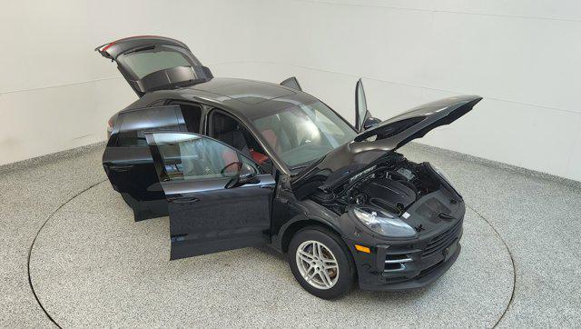2021 Porsche Macan AWD