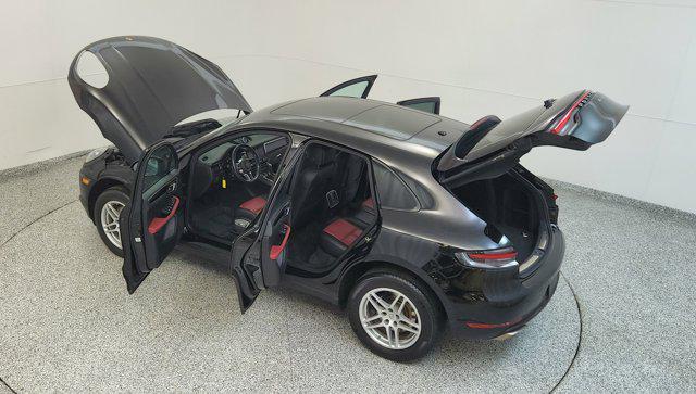 2021 Porsche Macan AWD
