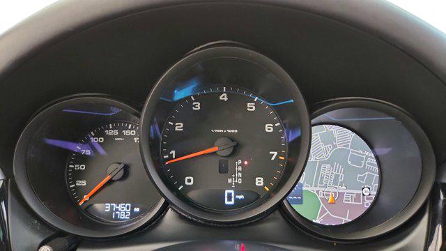 2021 Porsche Macan AWD