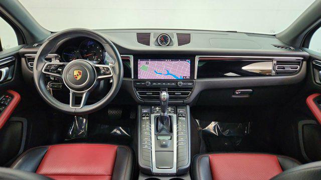 2021 Porsche Macan AWD