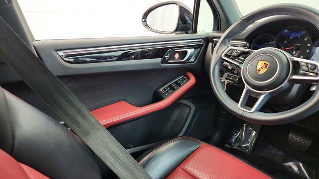 2021 Porsche Macan AWD