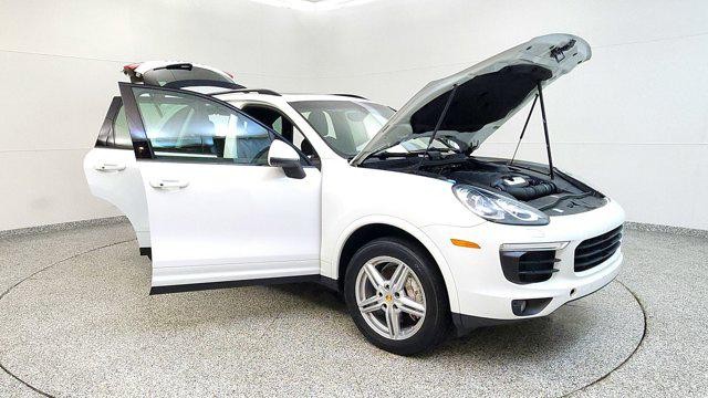 2017 Porsche Cayenne Platinum Edition