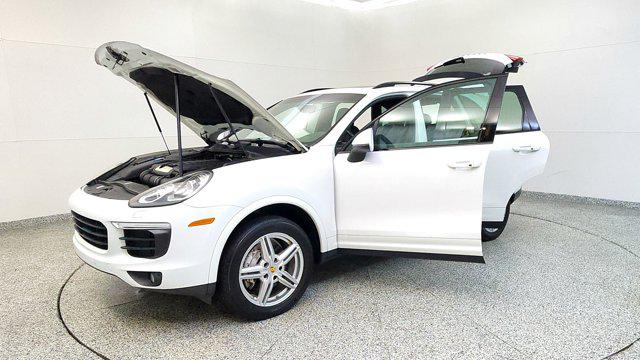 2017 Porsche Cayenne Platinum Edition