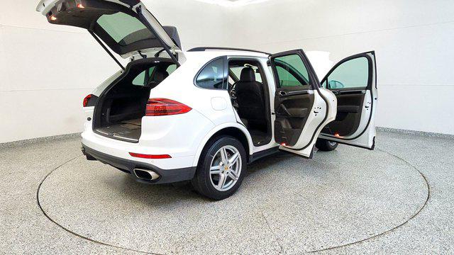 2017 Porsche Cayenne Platinum Edition