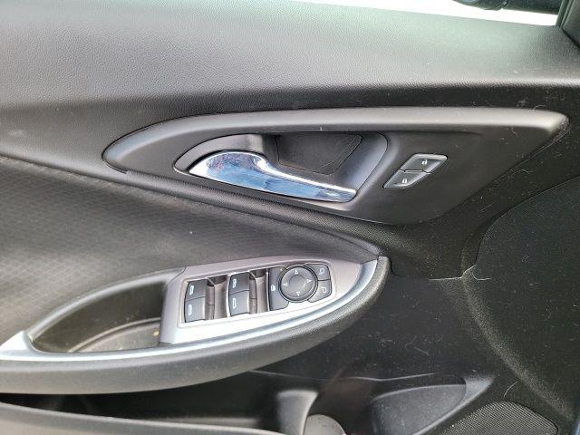 2021 Chevrolet Malibu FWD LT