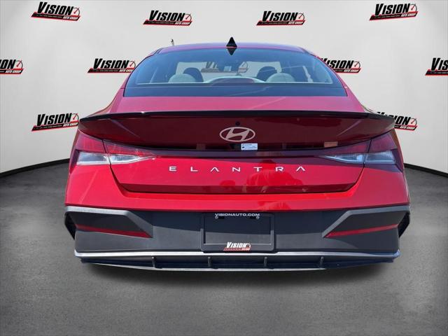 2025 Hyundai Elantra SEL Sport