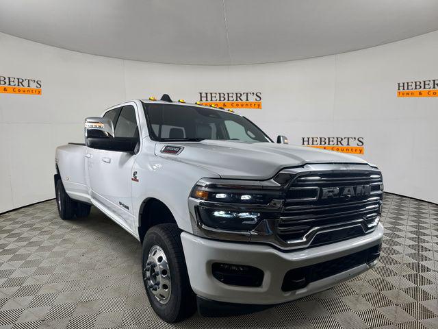 2025 RAM Ram 3500 RAM 3500 LARAMIE CREW CAB 4X4 8 BOX