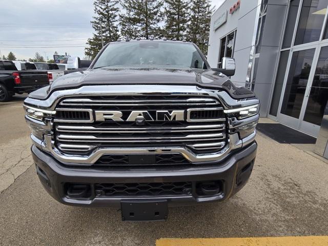 2025 RAM Ram 3500 RAM 3500 LARAMIE CREW CAB 4X4 8 BOX
