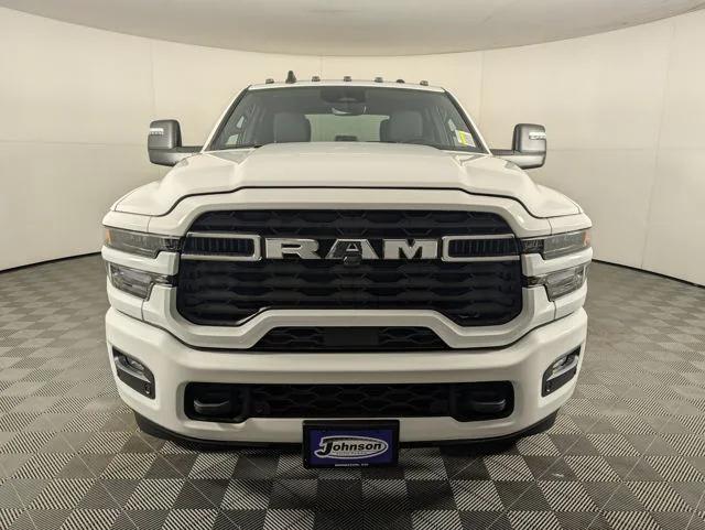 2025 RAM Ram 3500 RAM 3500 BIG HORN CREW CAB 4X4 8 BOX