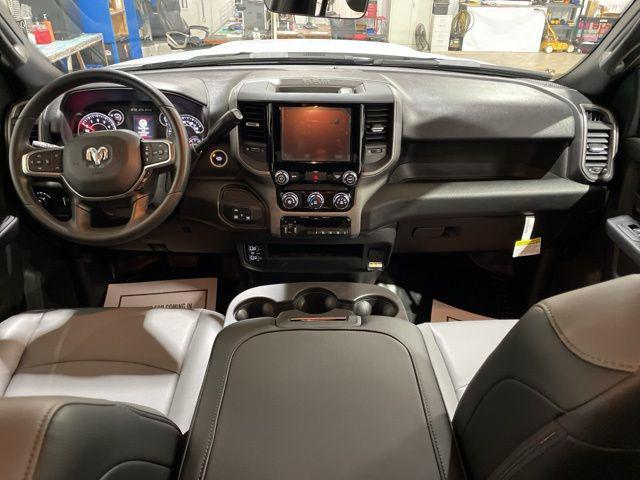 2025 RAM Ram 2500 RAM 2500 TRADESMAN CREW CAB 4X4 8 BOX