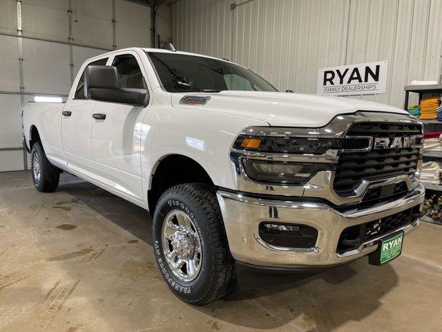 2025 RAM Ram 2500 RAM 2500 TRADESMAN CREW CAB 4X4 8 BOX