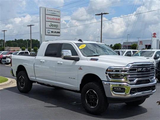 2025 RAM Ram 2500 RAM 2500 LARAMIE MEGA CAB 4X4 64 BOX