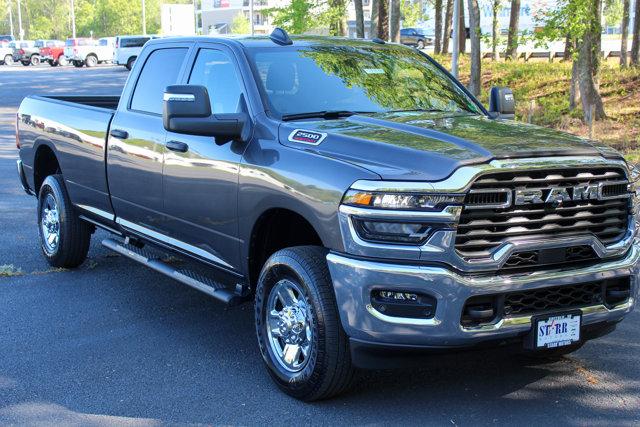 2025 RAM Ram 2500 RAM 2500 TRADESMAN CREW CAB 4X4 8 BOX