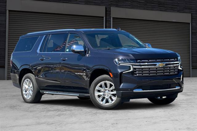 2023 Chevrolet Suburban 2WD Premier