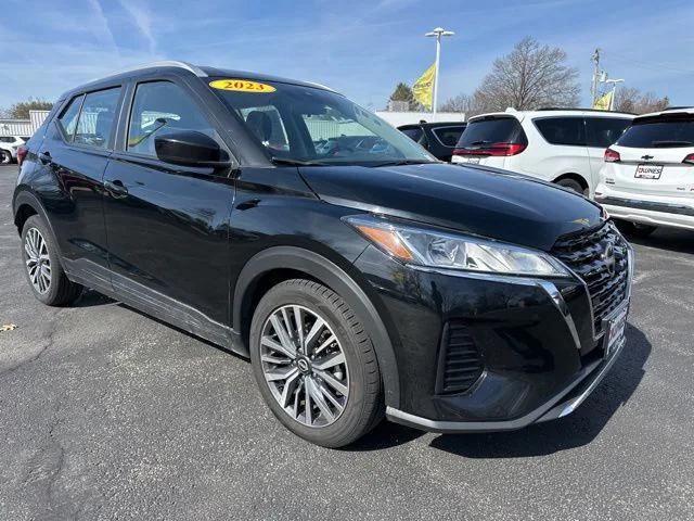 2023 Nissan Kicks SV Xtronic CVT