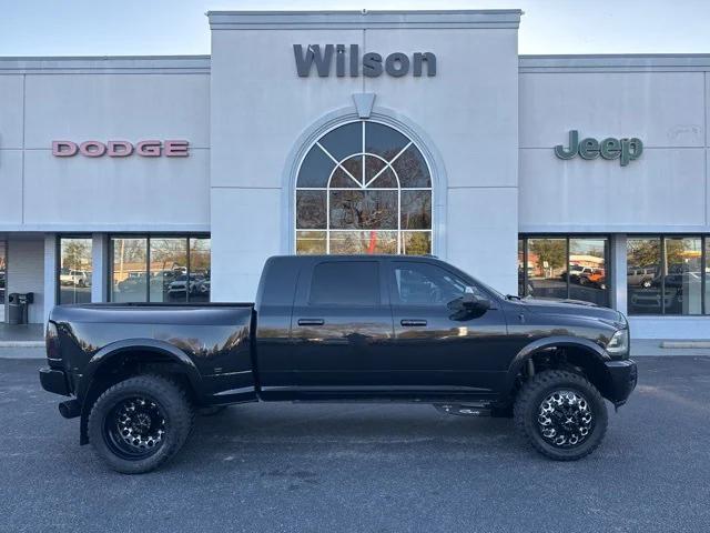 2018 RAM 3500 Limited Mega Cab 4x4 64 Box