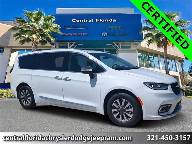2023 Chrysler Pacifica Hybrid Limited
