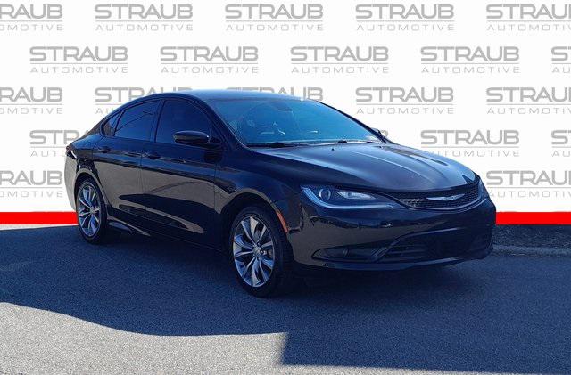 2016 Chrysler 200 S