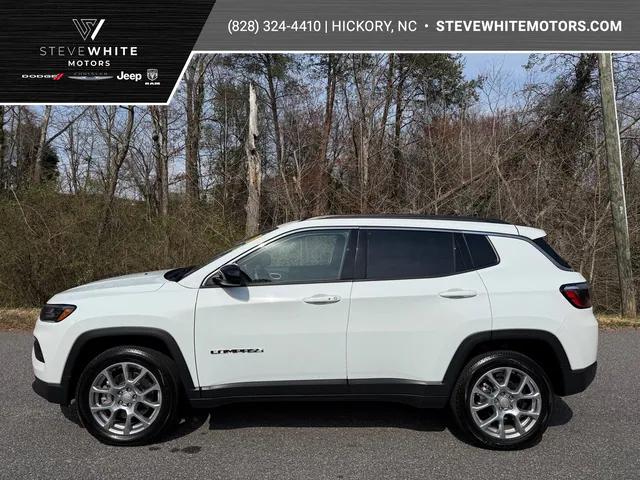 2024 Jeep Compass Latitude Lux FWD