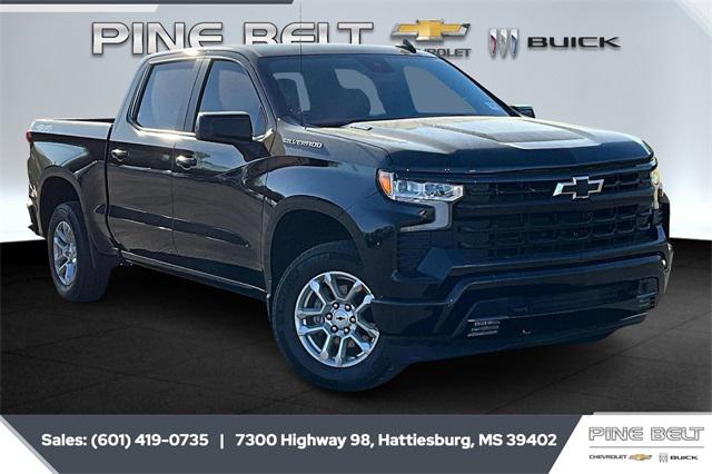 2022 Chevrolet Silverado 1500 4WD Crew Cab Short Bed RST