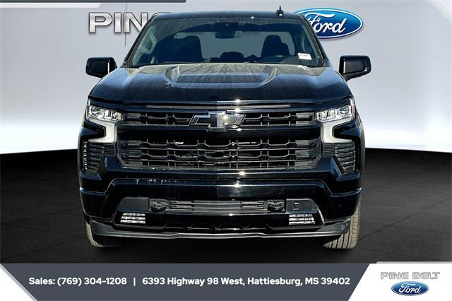 2022 Chevrolet Silverado 1500 4WD Crew Cab Short Bed RST