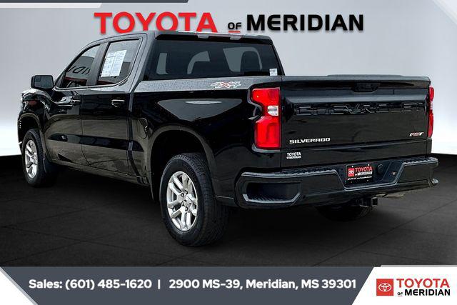 2022 Chevrolet Silverado 1500 4WD Crew Cab Short Bed RST