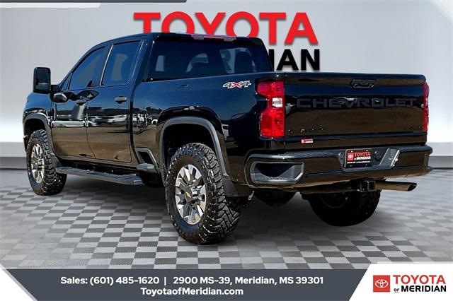 2022 Chevrolet Silverado 2500HD 4WD Crew Cab Standard Bed Custom