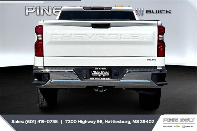 2022 Chevrolet Silverado 1500 2WD Crew Cab Short Bed LT