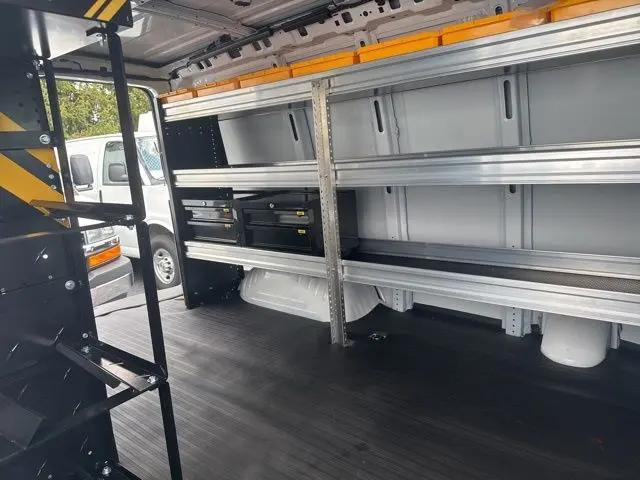 2025 Chevrolet Express Cargo Van RWD 2500 Regular Wheelbase WT
