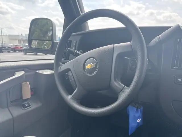 2025 Chevrolet Express Cargo Van RWD 2500 Regular Wheelbase WT