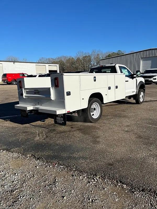 2024 Ford F-550 XL