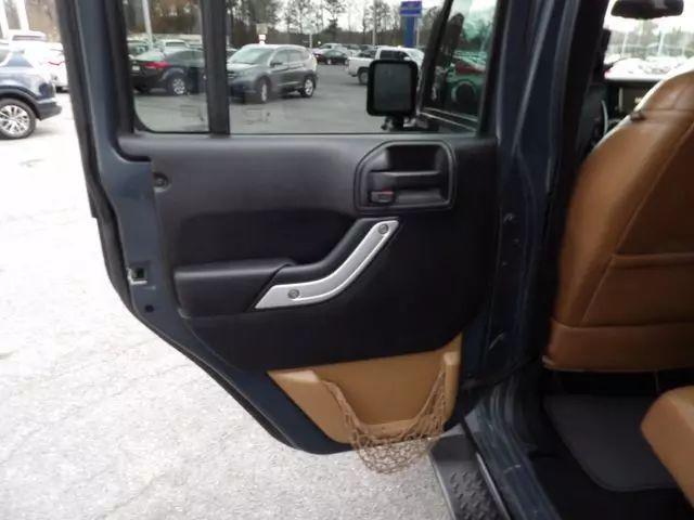 2016 Jeep Wrangler Unlimited Sahara
