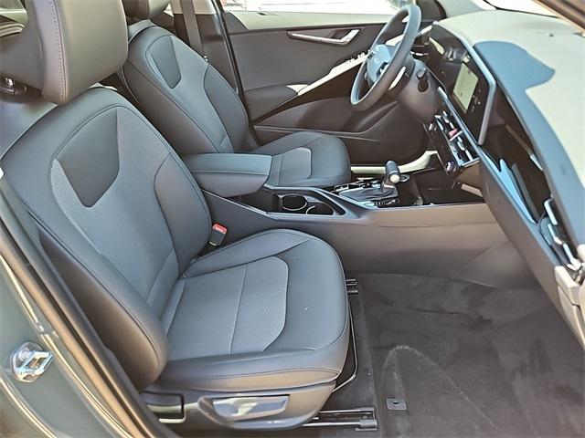 2025 Kia Niro EX