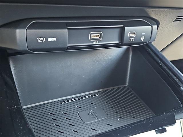 2025 Kia Niro EX