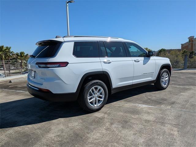 2025 Jeep Grand Cherokee GRAND CHEROKEE LAREDO X 4X2