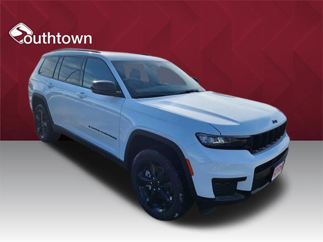 2023 Jeep Grand Cherokee L Altitude 4x2