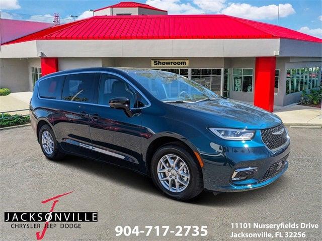 2025 Chrysler Pacifica PACIFICA SELECT