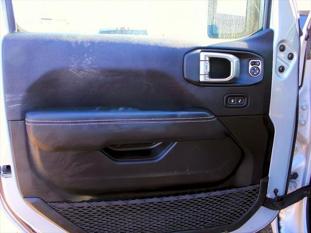 2023 Jeep Wrangler 4-Door Sahara