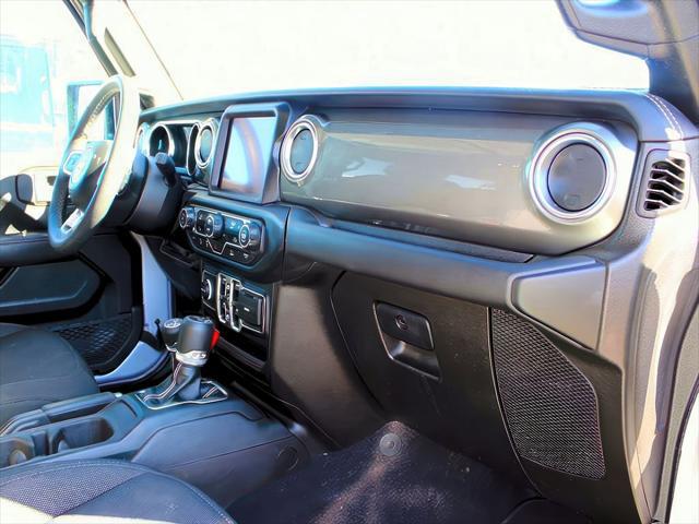 2023 Jeep Wrangler 4-Door Sahara
