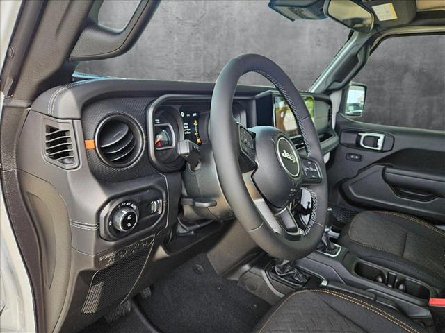 2025 Jeep Gladiator GLADIATOR MOJAVE 4X4