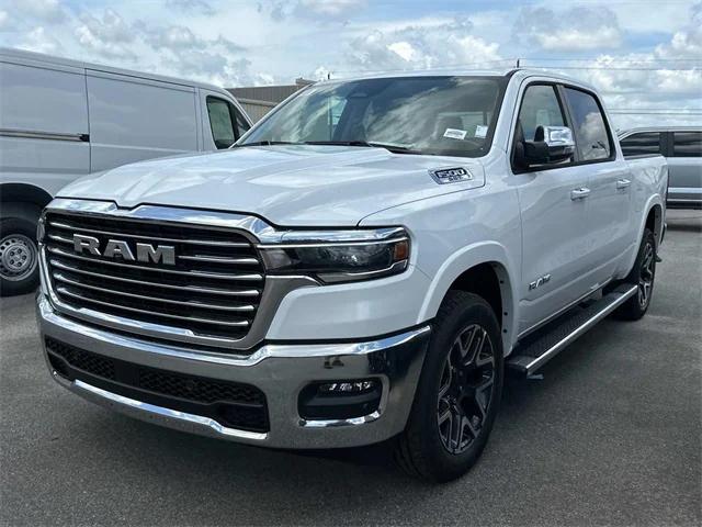 2025 RAM Ram 1500 RAM 1500 LARAMIE CREW CAB 4X2 57 BOX