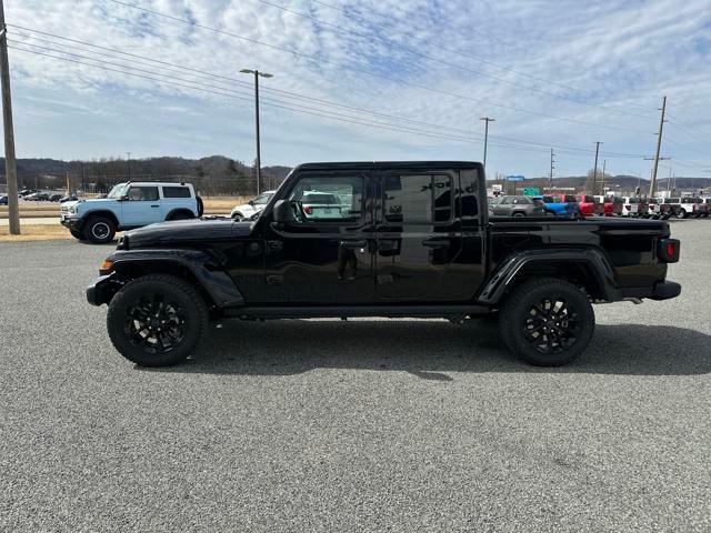 2025 Jeep Gladiator GLADIATOR NIGHTHAWK 4X4