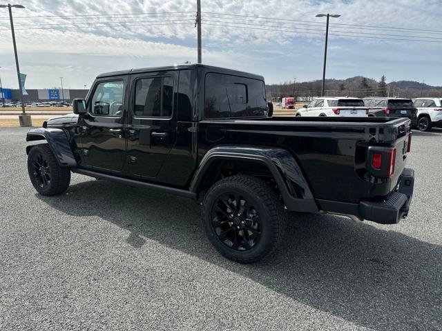 2025 Jeep Gladiator GLADIATOR NIGHTHAWK 4X4