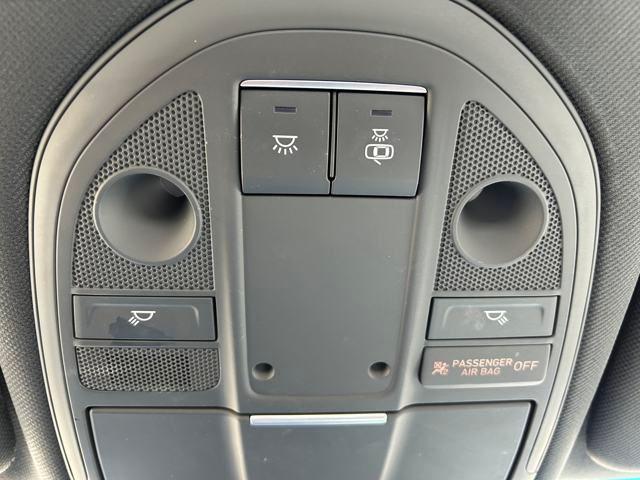 2023 Genesis G70 2.0T AWD