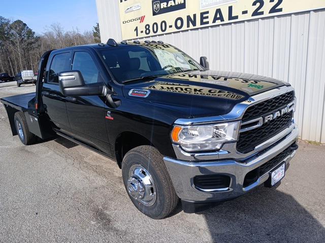 2024 RAM Ram 3500 Chassis Cab RAM 3500 TRADESMAN CREW CAB CHASSIS 4X4 60 CA