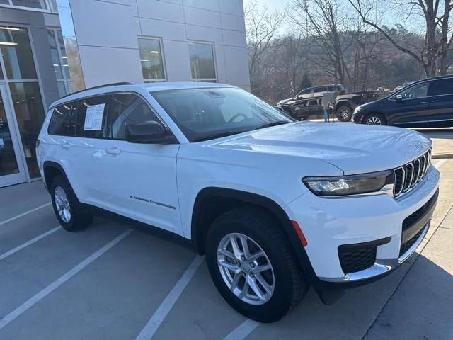 2022 Jeep Grand Cherokee L Laredo 4x4