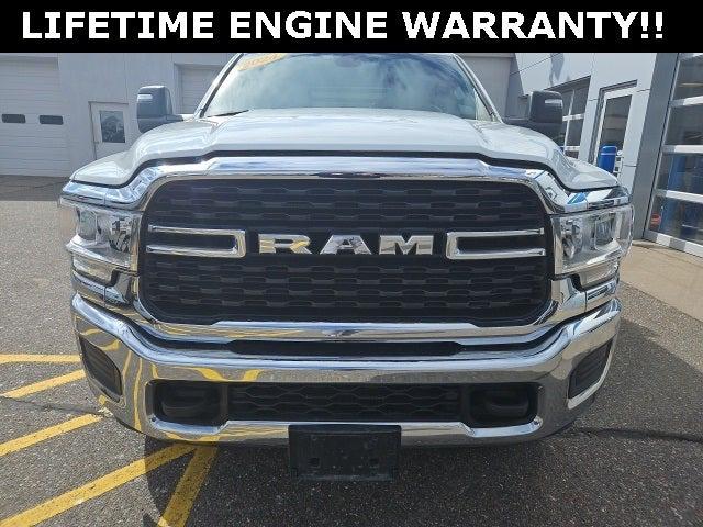 2024 RAM 3500 Chassis Tradesman/SLT/Laramie/Limited