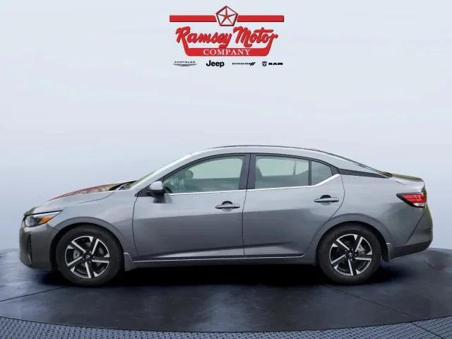 2024 Nissan Sentra SV Xtronic CVT