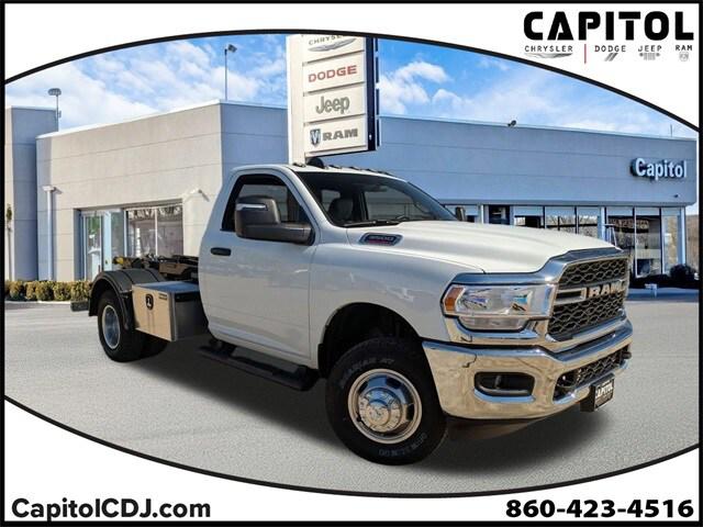 2024 RAM Ram 3500 Chassis Cab RAM 3500 TRADESMAN CHASSIS REGULAR CAB 4X4 60 CA
